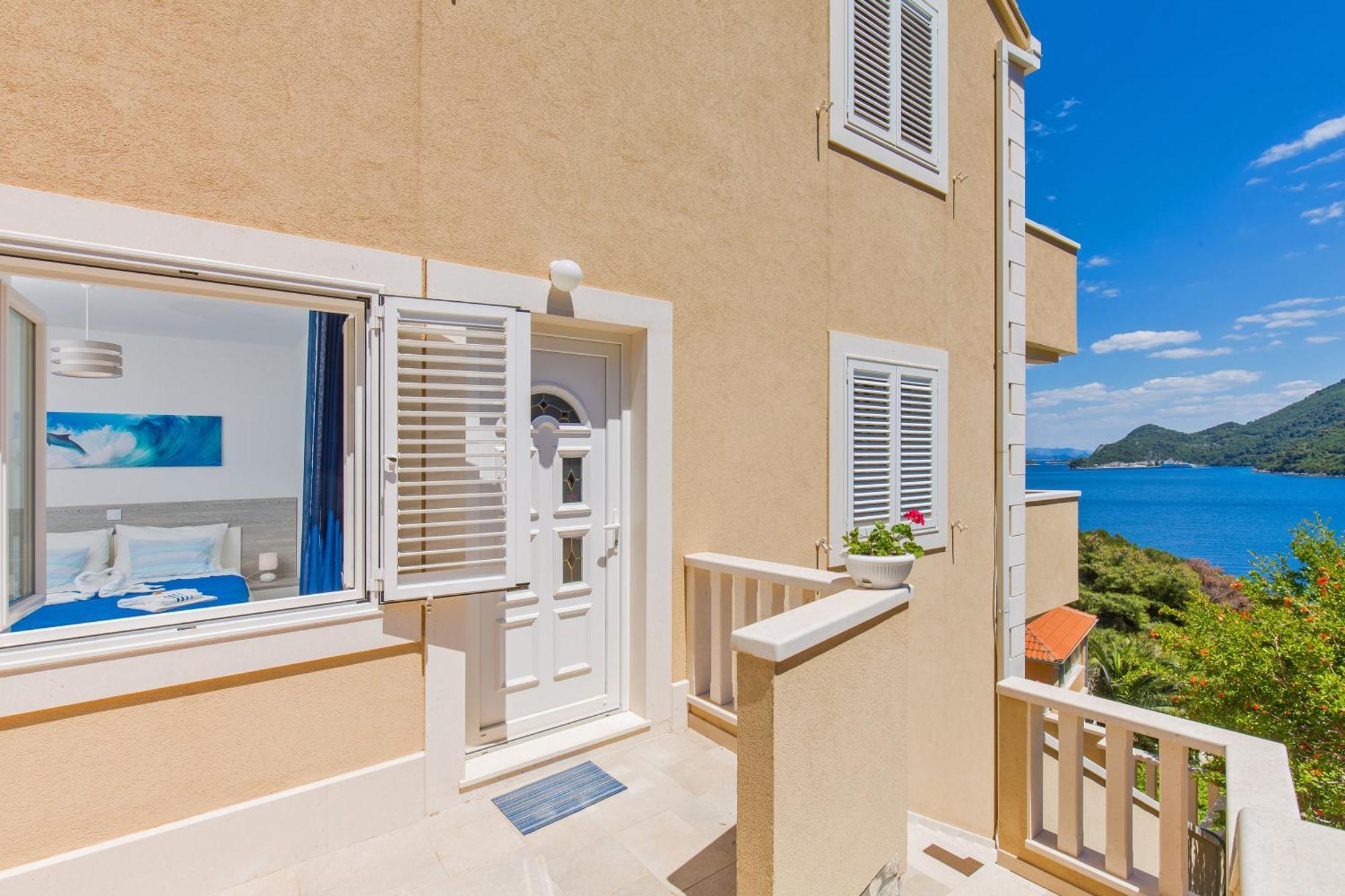 Apartments More Sobra Екстериор снимка